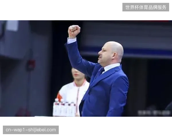 法国队后勤保障工作细致入微，卫冕冠军展现志在必得的决心
